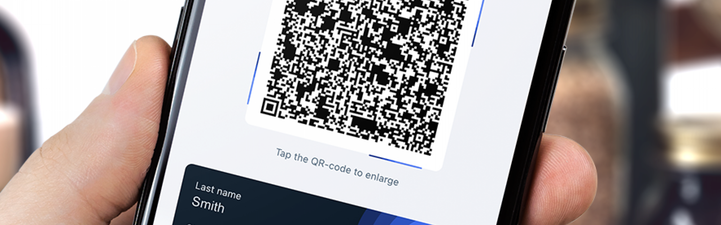 Een gsm met de Covid Safe en Itsme-app.