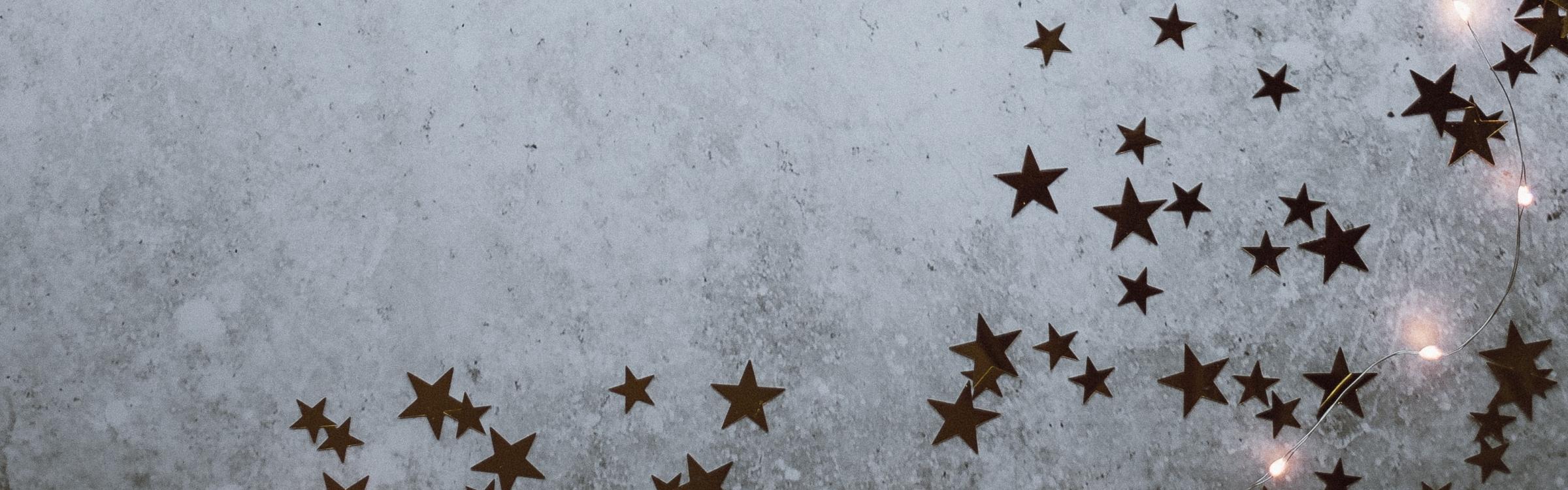 Sterretjes worden gebruikt als versiering voor de Nieuwjaarsreceptie.