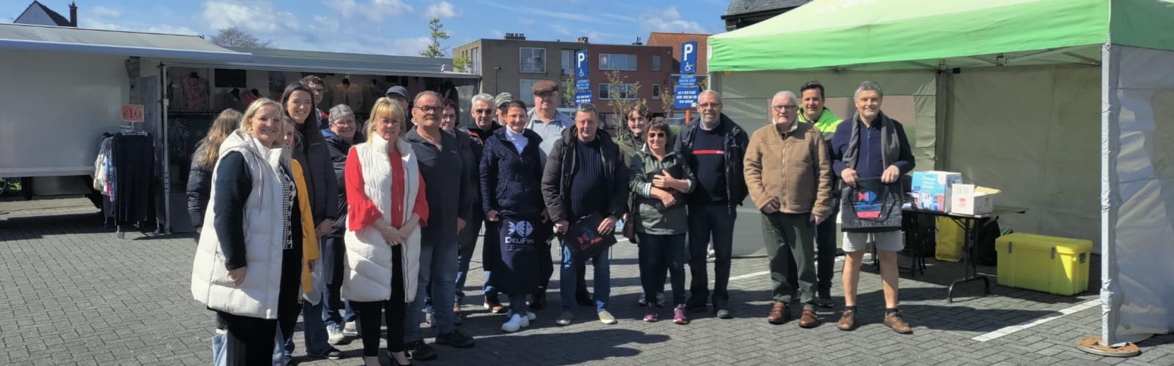 Groepsfoto op de prijsuitreiking Maand van de Markt 2024