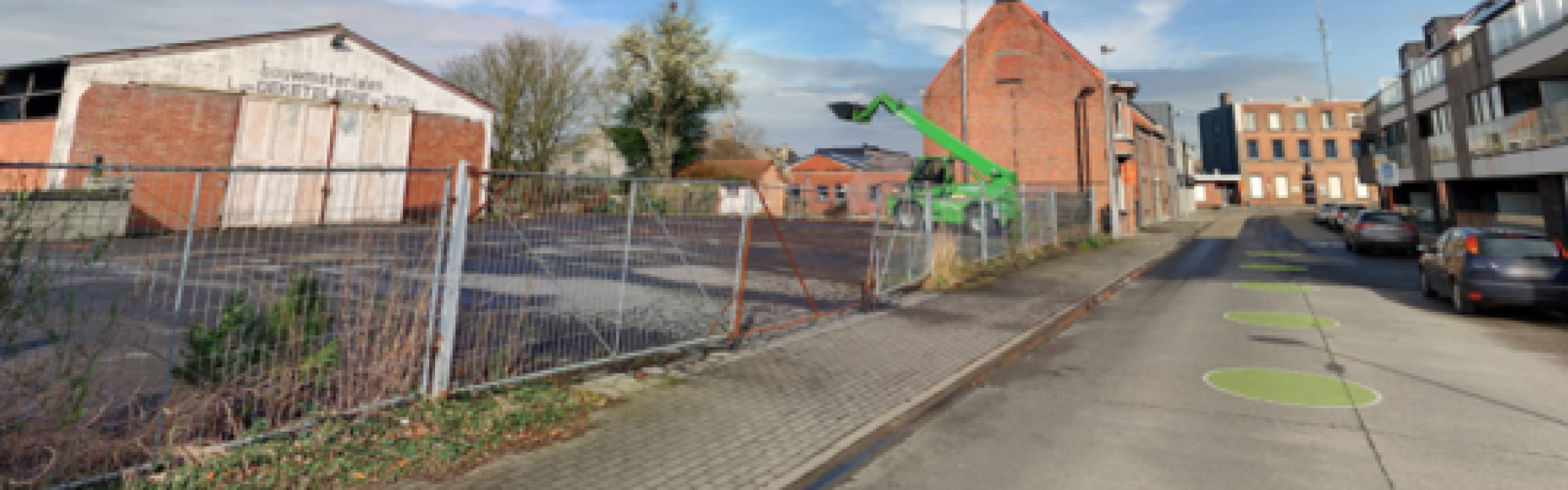 Tijdelijke parkeerlocatie langs Berkenhagestraat