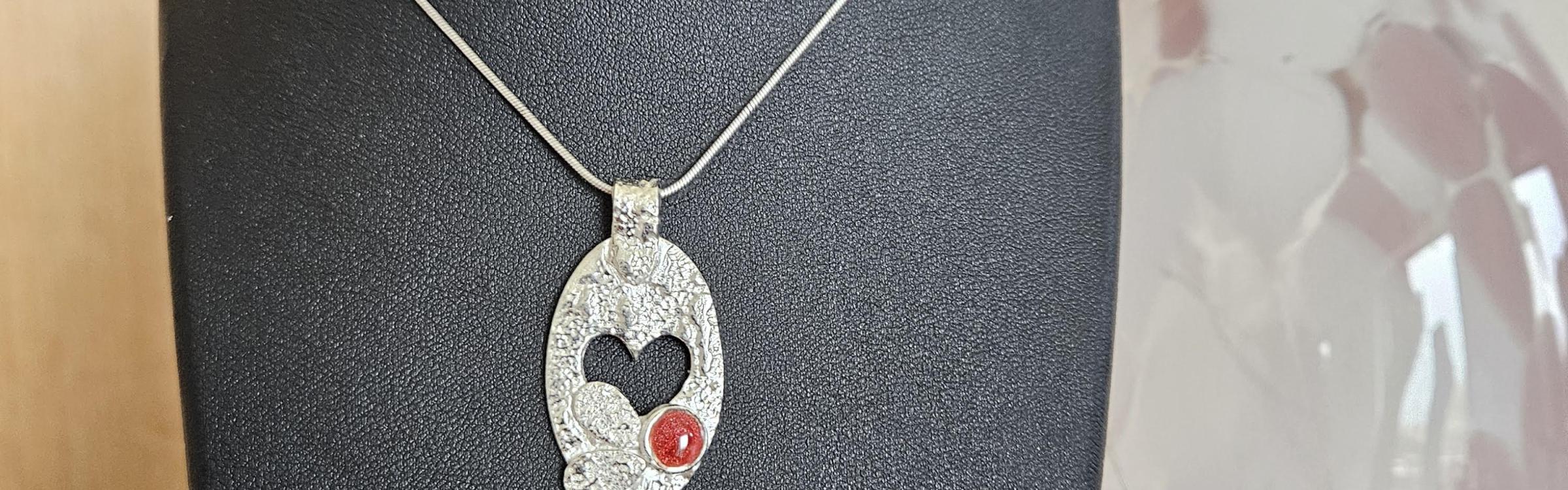 foto van juweel nathalie vandendriessche