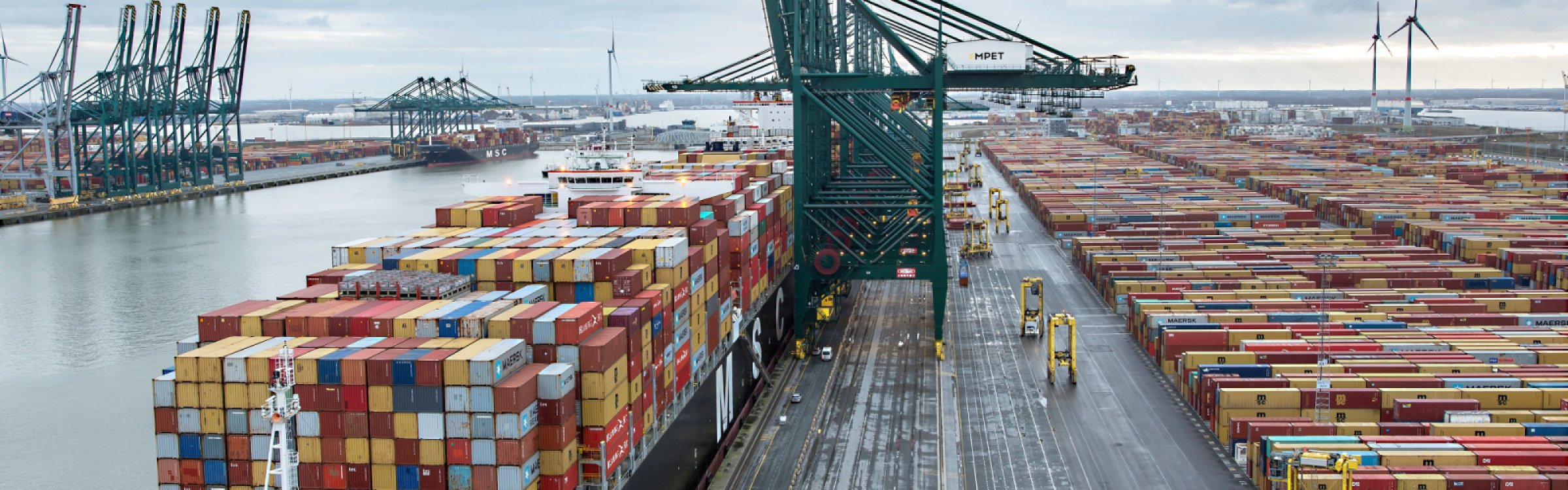 Haven Antwerpen containerschip
